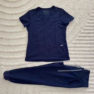 Figs Technical Collection Navy Scrub Set Zamora Jogger Pant XS Casma Top XS